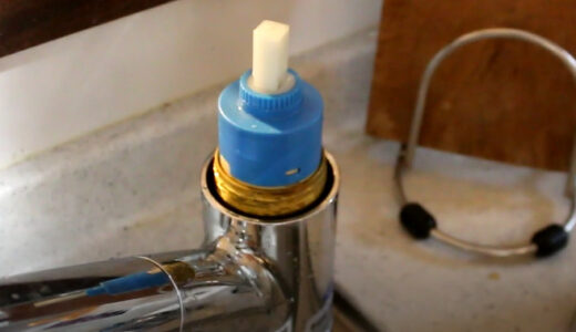 キッチンの水漏れ タカギ混合水栓の修理